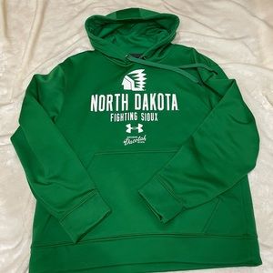 UND Fighting Sioux hoodie